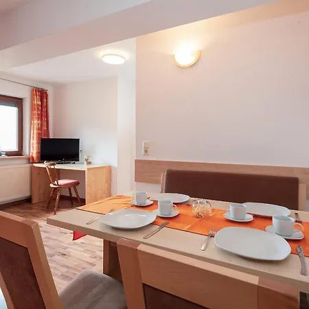 Holiday Apartments * Jerzens