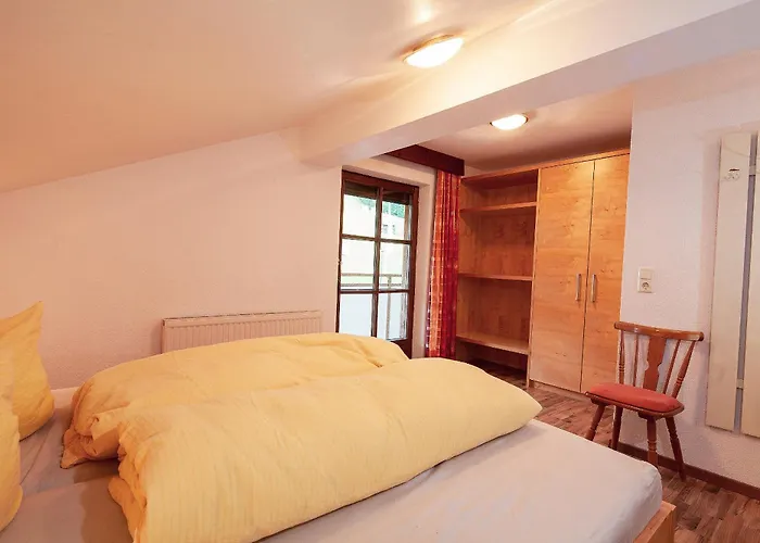 Holiday Apartments شقة