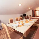 Daire Holiday Apartments *