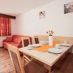 Daire Holiday Apartments *
