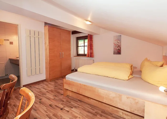 Holiday Apartments Apartamento Jerzens