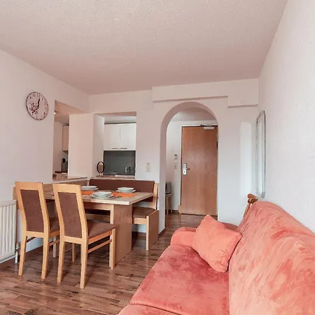 Apartmán Holiday Apartments