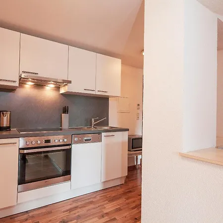 Holiday Apartments * יארצנס